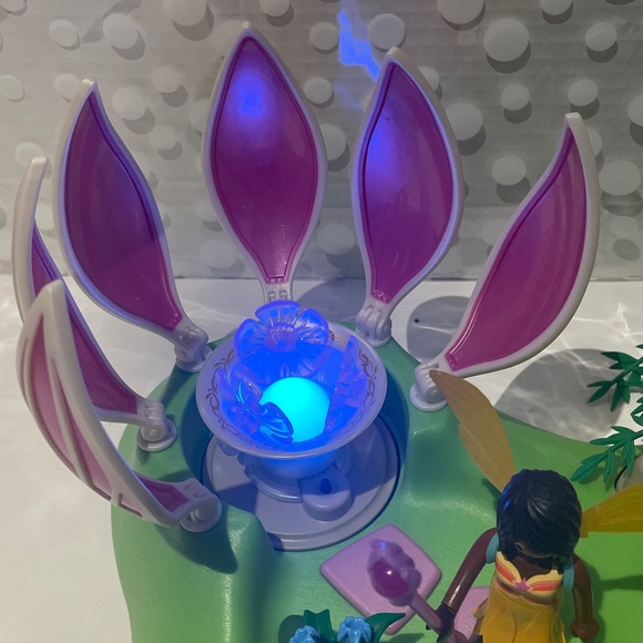 Playmobil 5444 🧚‍♀️Fairy Island with Jewel Fountain Playset - Picture 3 of 14